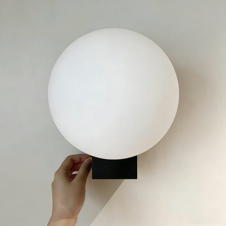 SHY Wall Lamp