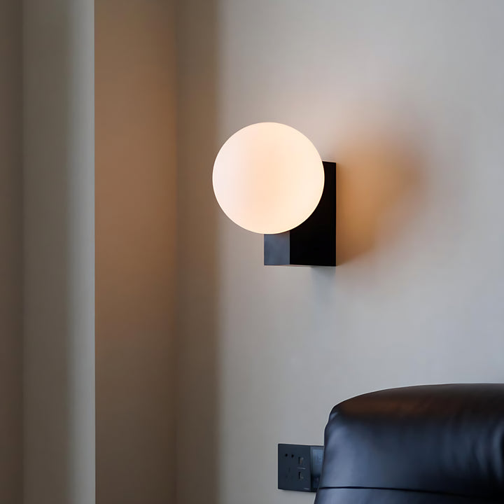 SHY Wall Lamp