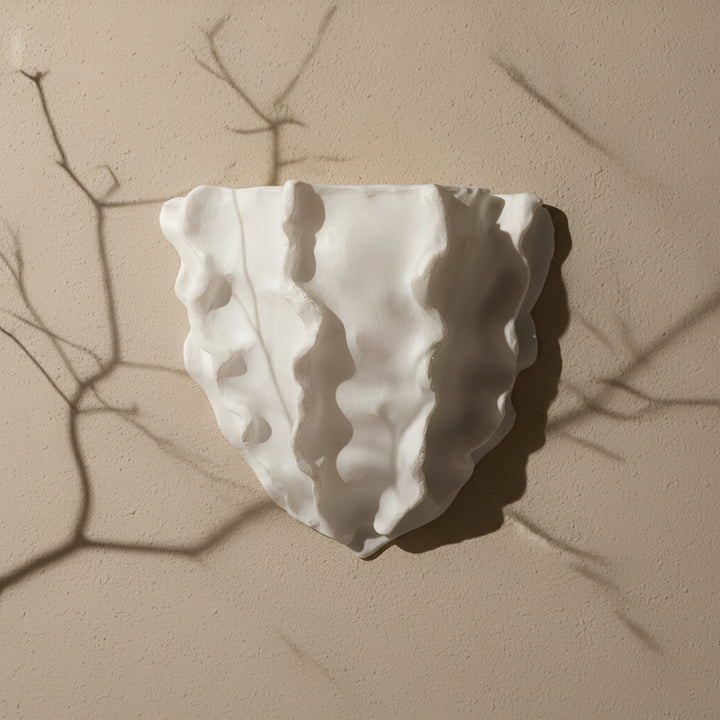 Scallop Plaster Wall Lamp