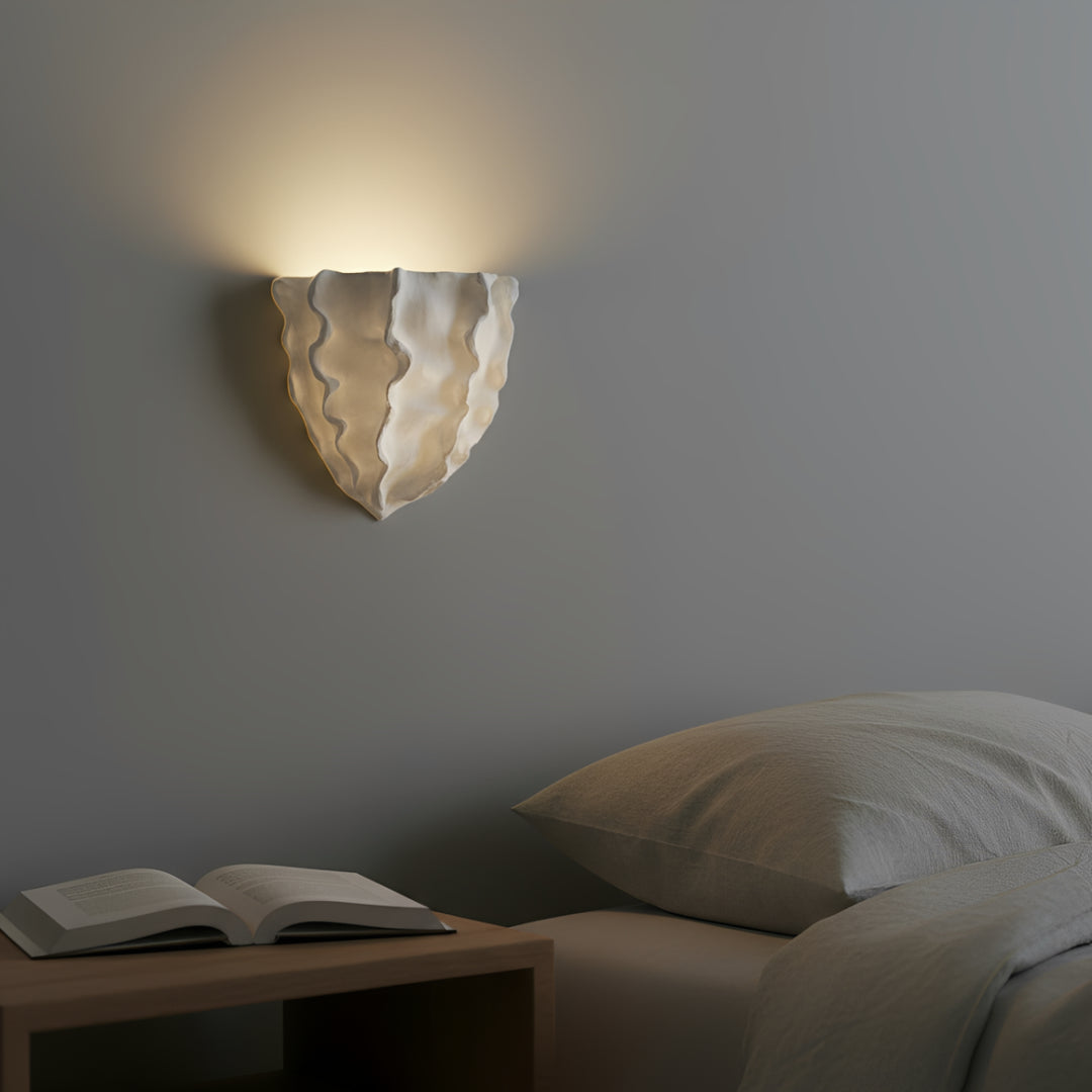 Scallop Plaster Wall Lamp