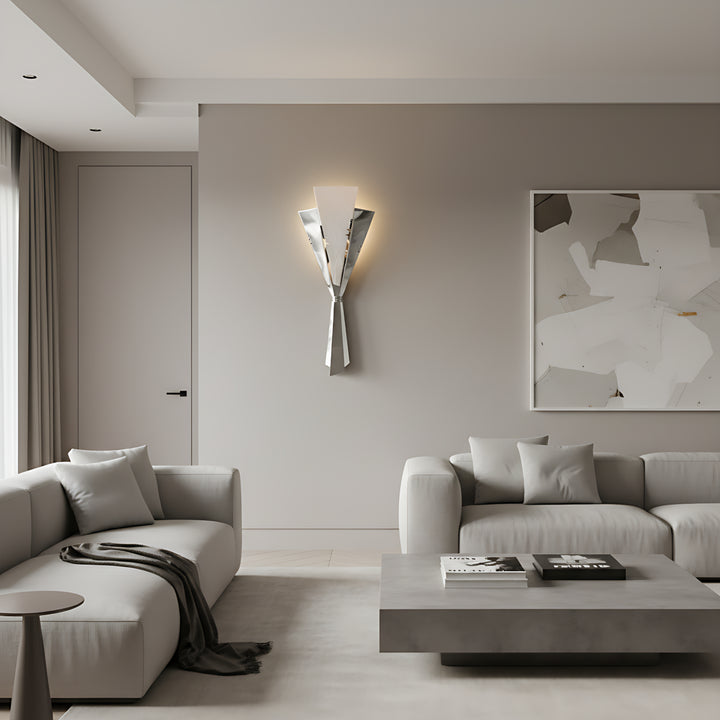 Veltris Alabaster Wall Lamp