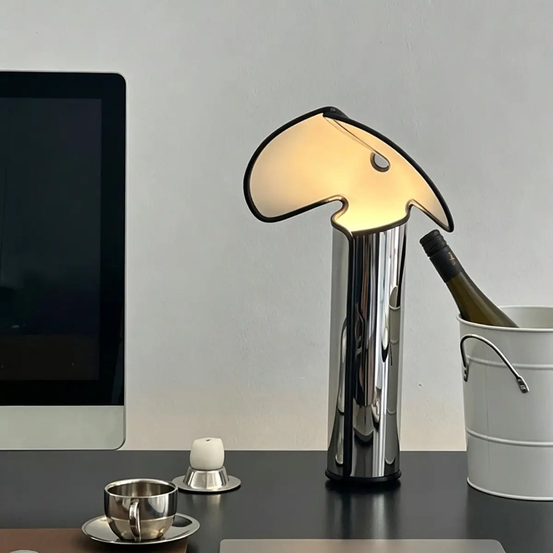 Veyra Cone Table Lamp 4